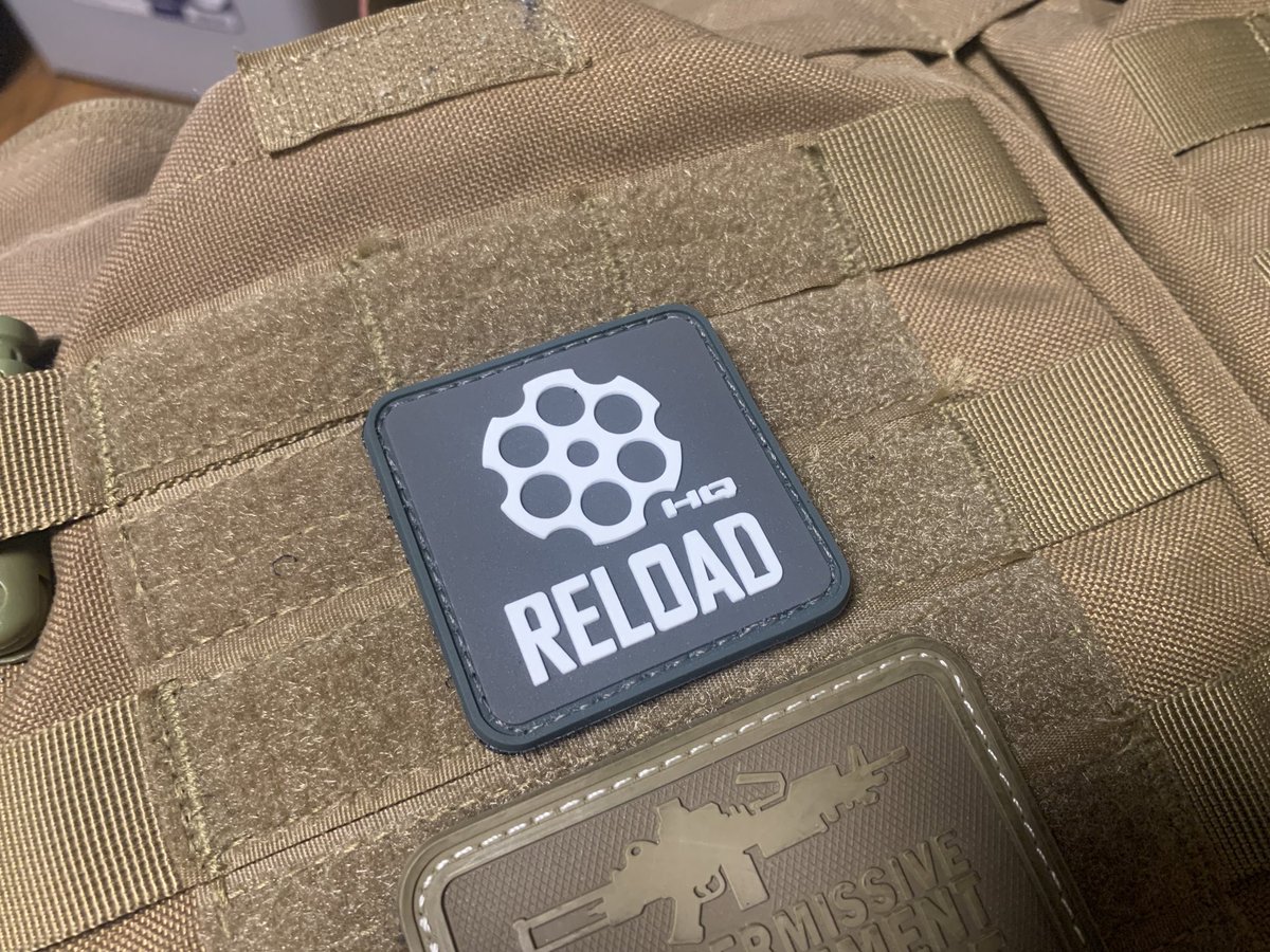 hq_reload's tweet image. 【ワッペン販売のお知らせ】
当店オリジナルロゴのワッペンが出来ました‼️
PVC製で裏にマジックテープ付き
販売は店頭オンリーです
ご来場の際に是非お求め下さい‼️