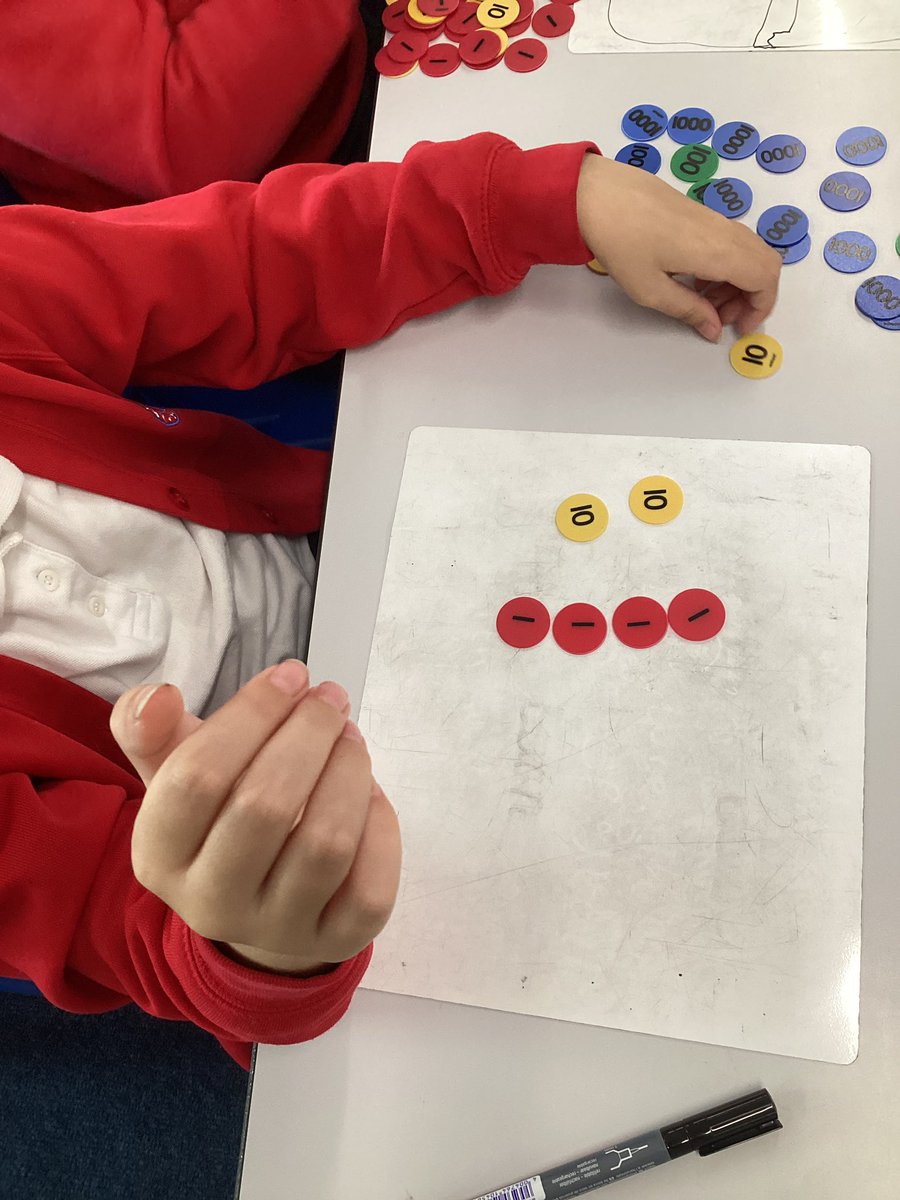 ArchibaldFirst's tweet photo. Year 4 loved our magic number game today using place value counters and all of our maths knowledge. #AFSMaths https://t.co/0u8FNCw66g