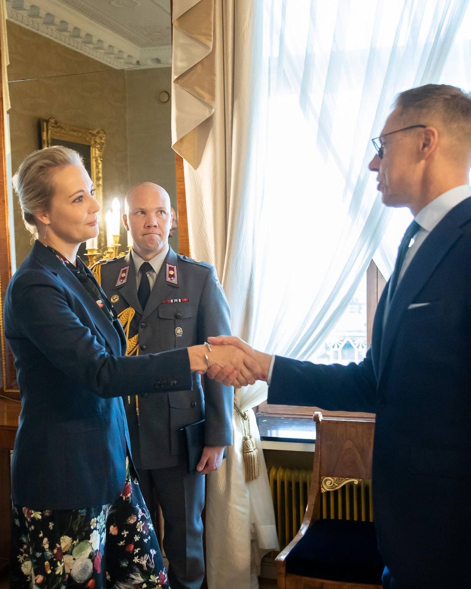 alexstubb's tweet photo. Tapasin Suomessa vierailevat Venäjän demokraattisen opposition edustajat Julija Navalnajan ja Vladimir Kara-Murzan. Kiitos vierailustanne, kiitos rohkeudestanne. https://t.co/fC45wAt4jw