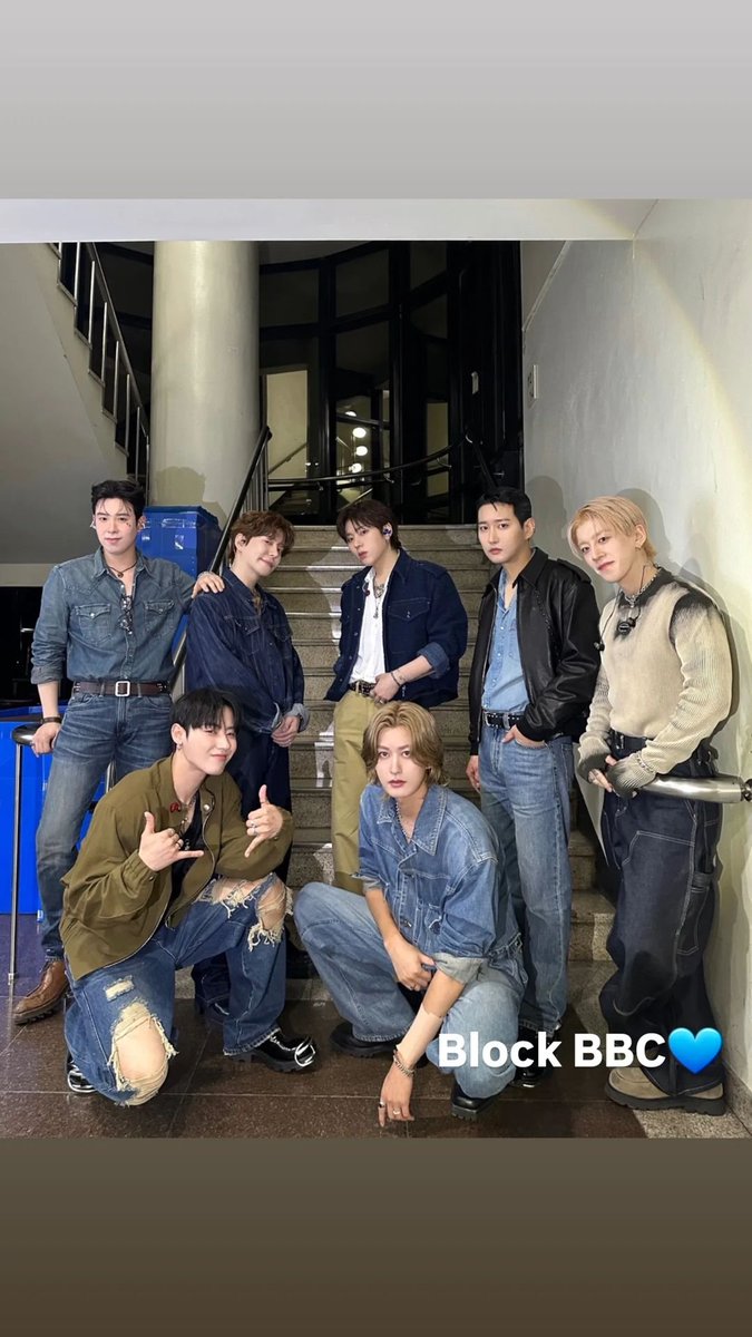 Zico_Square's tweet image. 와아.. 블락비가 KBS에서
아이돌 단체샷이라니..!!!

#지코 #zico #우지호 #지아코 
#블락비 #blockb 
#더시즌즈 #지코의아티스트