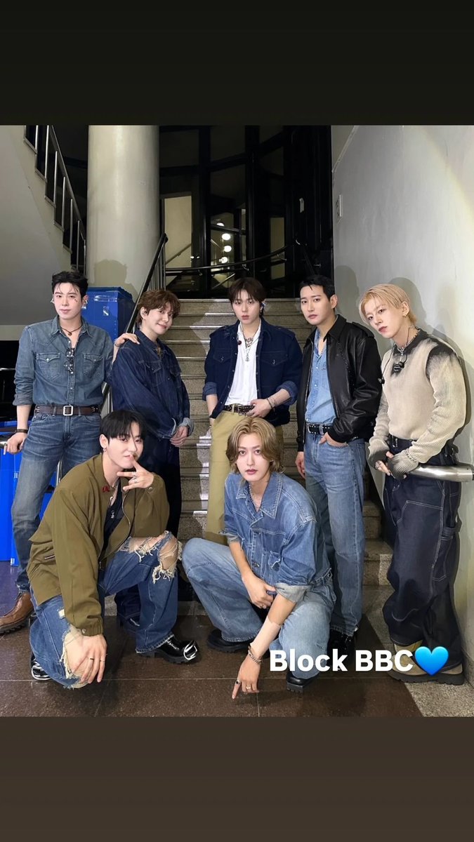 Zico_Square's tweet image. 와아.. 블락비가 KBS에서
아이돌 단체샷이라니..!!!

#지코 #zico #우지호 #지아코 
#블락비 #blockb 
#더시즌즈 #지코의아티스트