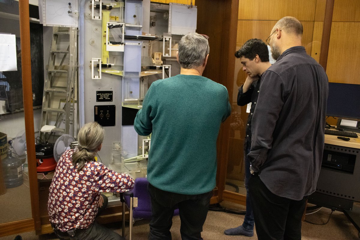 Alan Smith (@theboysmithy) on Twitter photo 13/ This is the amazing Professor Allan McRobie with <a href="/BobHaslett/">Bob Haslett</a> and WongDoody team. Allan demonstrated it, and allowed us to measure and capture every nuance of its analogue beauty. 13/ This is the amazing Professor Allan McRobie with <a href="/BobHaslett/">Bob Haslett</a> and WongDoody team. Allan demonstrated it, and allowed us to measure and capture every nuance of its analogue beauty.
