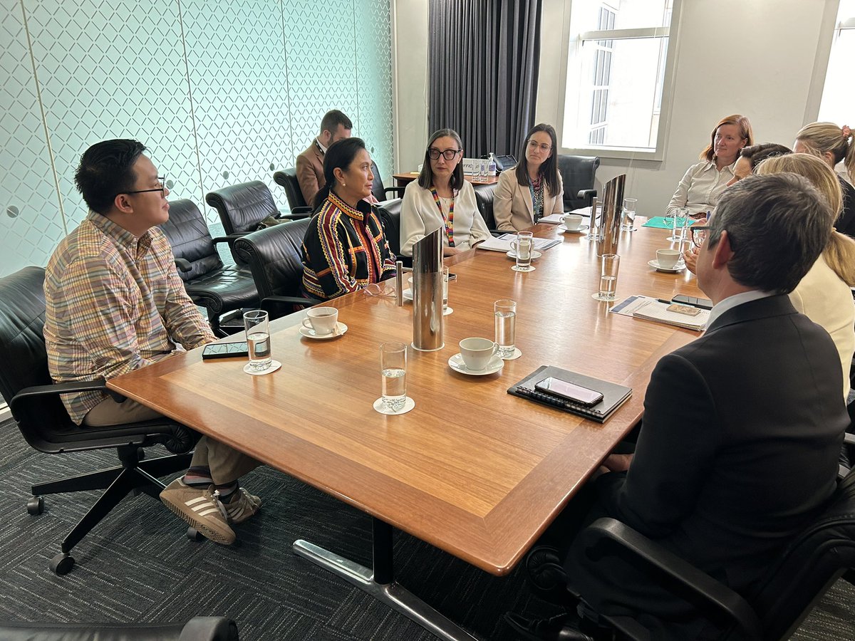 angatbuhay_ph's tweet photo. Chairperson &amp; President @lenirobredo and Executive Director @raffymagno, met with key officials from the Southeast Asia Maritime Branch and Gender Equality sectors in Canberra, Australia, to discuss ongoing projects and initiatives focused on women and gender equality. https://t.co/OIjFt3HdyT