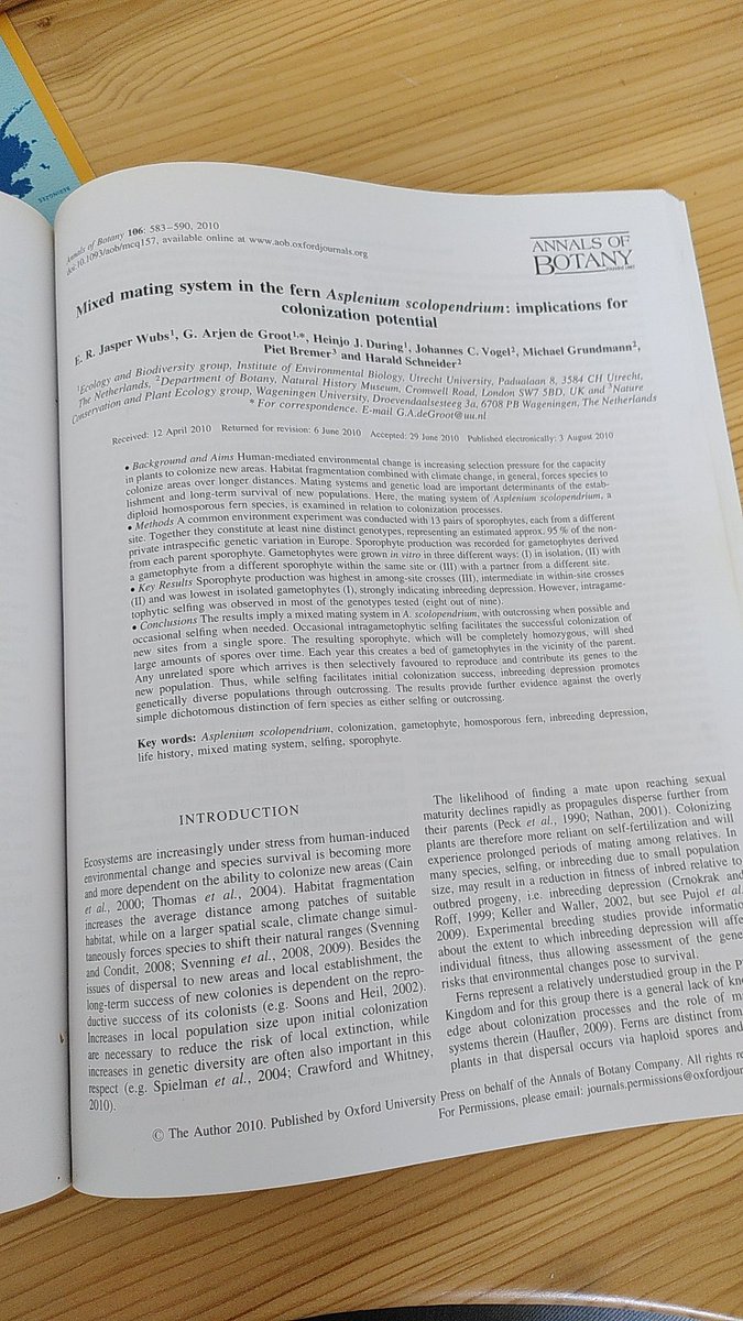 JasperWubs's tweet photo. To anyone writing their 1st #paper, consider this in journal choice: do they send you a paper offprint? It is so #gratifying to hold it years later and see what you achieved. Same for the #thesis, print it! https://t.co/4Cc9CjcxKl