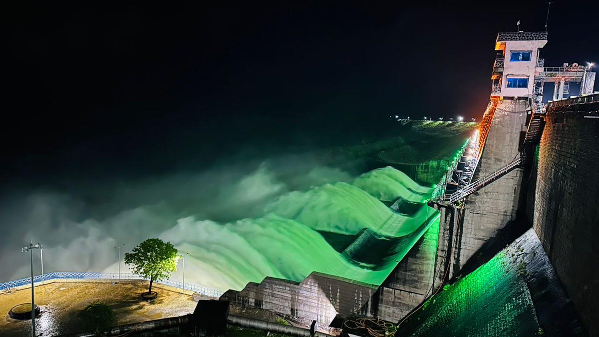 project_mahi's tweet photo. Night View of Mahi Bajaj Sagar
 @Dmbanswara @Neerajkpawanfan https://t.co/w4FFOswIZE