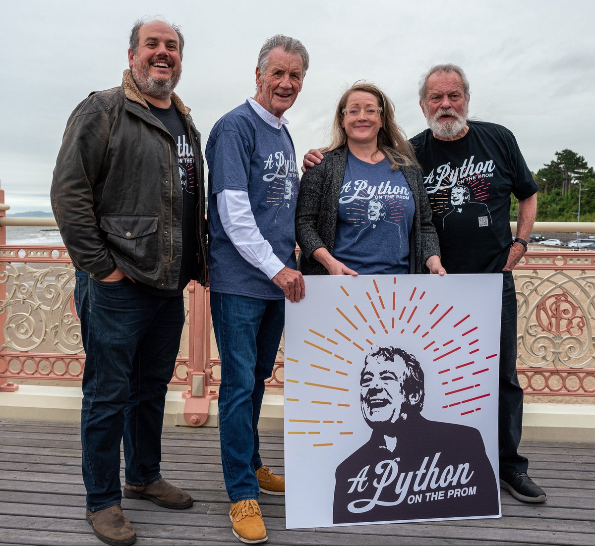 PythonOnTheProm's tweet image. A message from Sally and Bill Jones, Terry’s kids ‘Help us raise a statue of Dad on the Promenade in his home town of Colwyn Bay. Yesterday Michael and Terry G helped us launch ‘A Python on the Prom’. If you’d like to help, please donate’ gofundme.com/terryjonesstat…  📸©️Paul Sampson