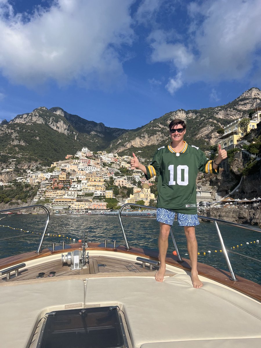 HeinzFKaiser's tweet photo. Gameday! Ready for a @packers  win from Positano Amalfi Coast Italy #gopackgo @packeverywhere https://t.co/cPhM2u1Fe4