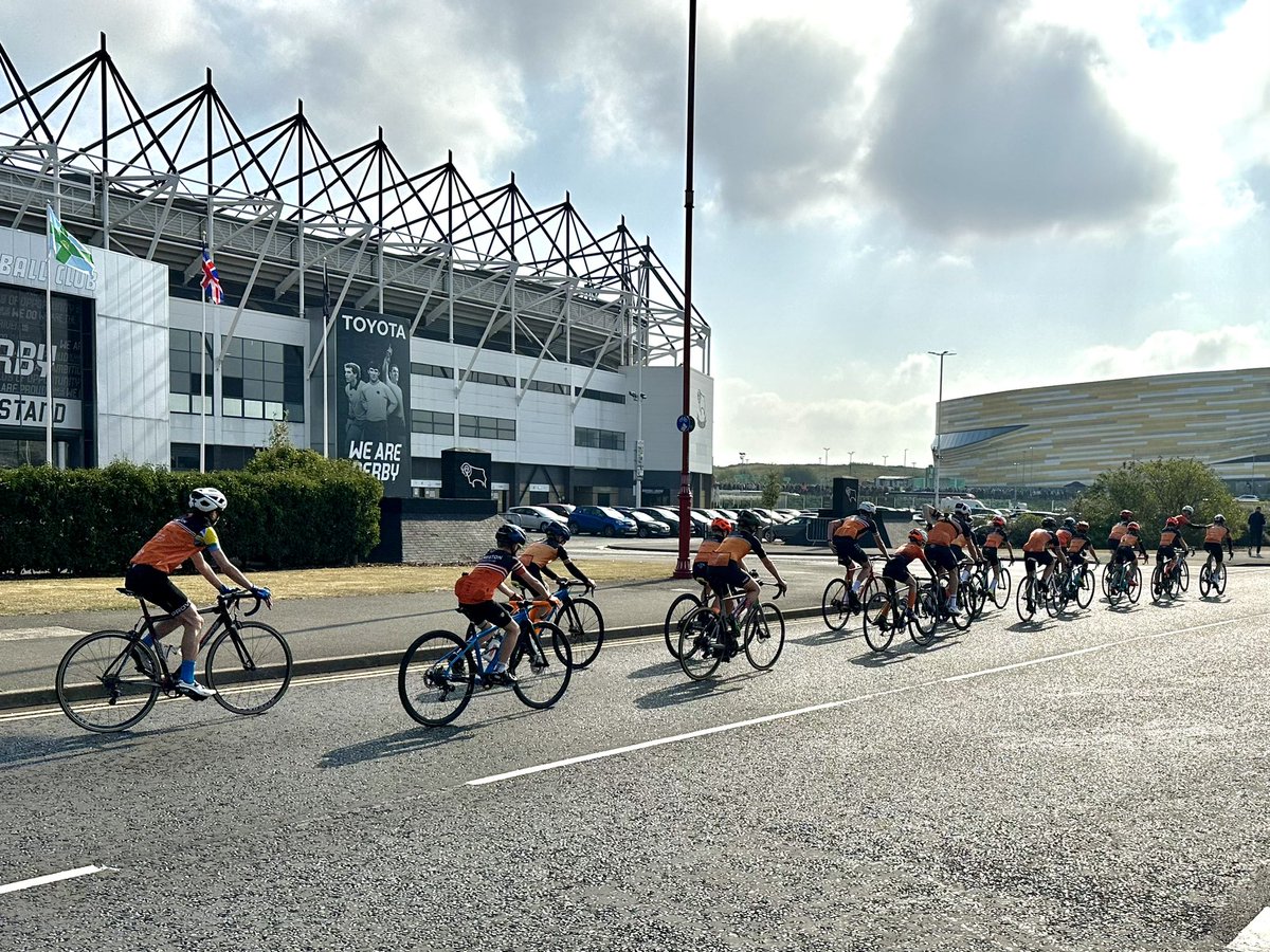Andy (@londonram) on Twitter photo And well done <a href="/ilkestoncc/">Ilkeston Cycle Club</a> for turning out in force - quite a peloton you put together this morning! And well done <a href="/ilkestoncc/">Ilkeston Cycle Club</a> for turning out in force - quite a peloton you put together this morning!