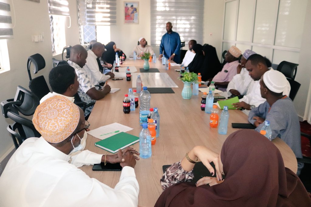 RACIDA_Ngo's tweet image. ✨️🌍 Empowering Community Resilience: Micro-Grants for Crisis-Affected Communities

RACIDA launched #micro_grants totaling Ksh 3,439,650 to support eight (8) #communitygroups in Mandera County through the #SCLR (Support Community-Led Response) approach.

These grants will…