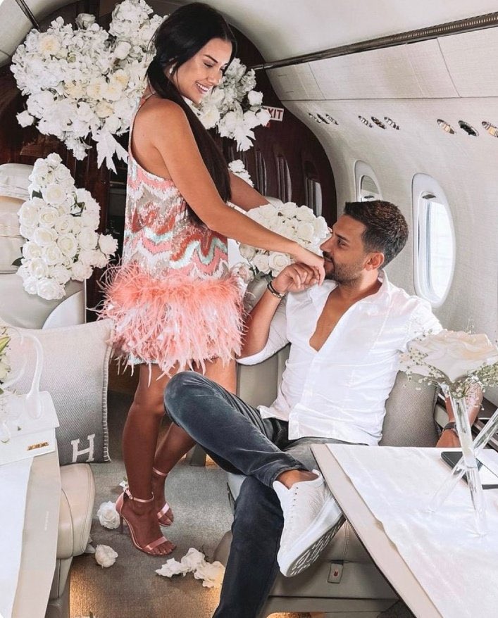 Bir kez daha anladımki adalet mülkü olana temel.

————

Önce Anadolu Başsavcısı Hakim 
zEngineTahliye GaribanaCeza  Süleyman Soylu PKK'lı  Kamu Dilan Polat Engin Polat #NarinNeredeCevapVerin #MilletSeçimDiyor