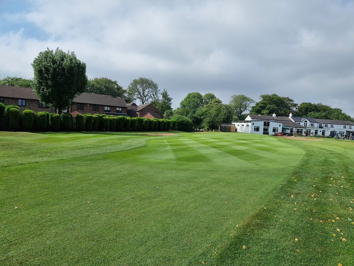 Gents open am am 
Greens cut 
Greens double ironed 
Surrounds and approaches double cut 
Bins emptied 
Bunkers raked 
Divot box's filled 
Tees divoted 
Blow surfaces 
Machinery checks