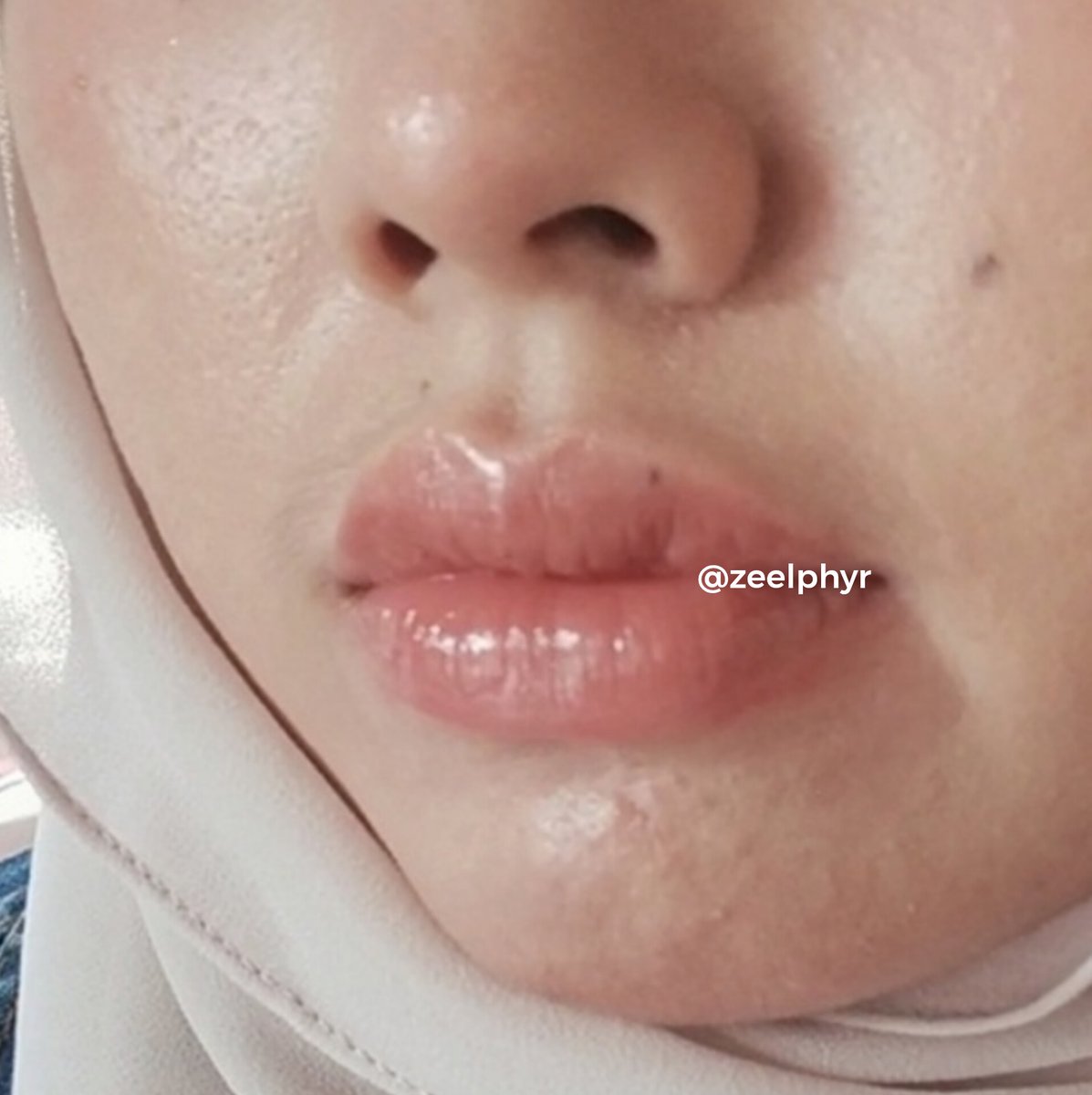 zeelphyr's tweet photo. Gabakal bosen bilang kalo Spring Fling Glassticknya @madformakeup_co secakep itu‼️

Warna coklat ada hint pink gitu✨

Shadenya banyak tapi si spring fling aku pake terus🥹🫰

Pakai MADFZILFA ada disc 10% bisa digabung voucher live/ shopee video👀✨ 

https://t.co/O3VypYi9OI https://t.co/HZKfPNy2H0