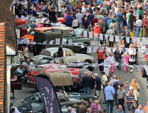 HomeStartRSC's tweet image. 🚗✨ The Buntingford Classic Car Show is almost here! Visit our stall at 20 High St tomorrow, 11am-4pm. Enjoy games 🎮, a raffle 🎟️, classic cars 🚗, and a design competition 🎨. Supporting a great cause! See you there!

#BuntingfordClassicCarShow #SupportLocalCharity #FamilyFun