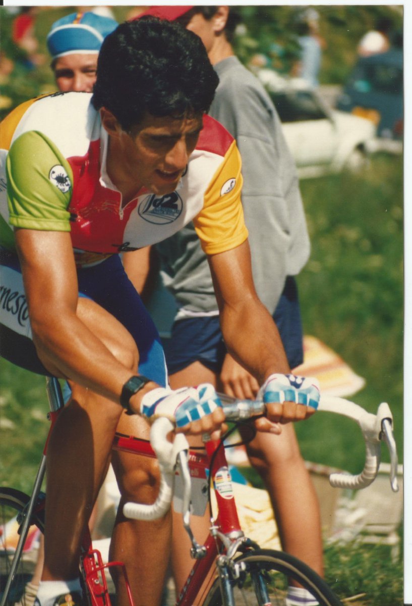 Indurain en Alpe d'Huez con el maillot de la combinada del Tour 1989
<a href="/indurainfans/">Miguel Indurain Fans</a>