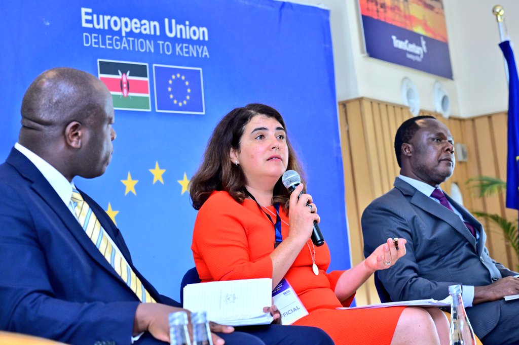 Henriette Geiger (@euambkenya) on Twitter photo We had a productive sensitization session on the opportunities offered to the private sector by the EU-Kenya Economic Partnership Agreement at <a href="/SBSKenya/">Strathmore University Business School</a> <a href="/StrathU/">Strathmore University</a> with <a href="/Waziri_Mvurya/">H.E Salim_Mvurya, EGH.</a> CS <a href="/MITIKenya/">Ministry of Investments, Trade & Industry, Kenya</a> and our <a href="/Trade_EU/">EU Trade 🇪🇺</a> Director Dora Correia. #EUKenyaEPA We had a productive sensitization session on the opportunities offered to the private sector by the EU-Kenya Economic Partnership Agreement at <a href="/SBSKenya/">Strathmore University Business School</a> <a href="/StrathU/">Strathmore University</a> with <a href="/Waziri_Mvurya/">H.E Salim_Mvurya, EGH.</a> CS <a href="/MITIKenya/">Ministry of Investments, Trade & Industry, Kenya</a> and our <a href="/Trade_EU/">EU Trade 🇪🇺</a> Director Dora Correia. #EUKenyaEPA