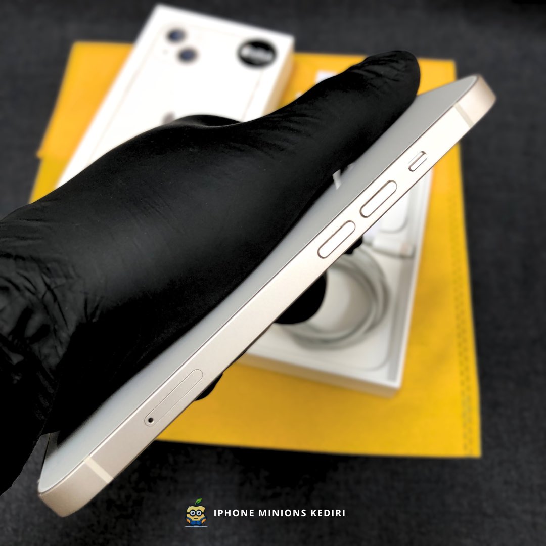 fhardijanto's tweet photo. WTS Iphone 13 128gb ibox
Garansi panjang 2025 
Nyaris perfect (cuma dipake 3bln)
✅ Rekber tokped/shoppe bisa
bonus adaptor ugreen baru 
Lokasi : kediri
9JT inc ongkir
#wts #wtb #iphone13 #Zonajajan #zonauang https://t.co/V92z8JHW2i