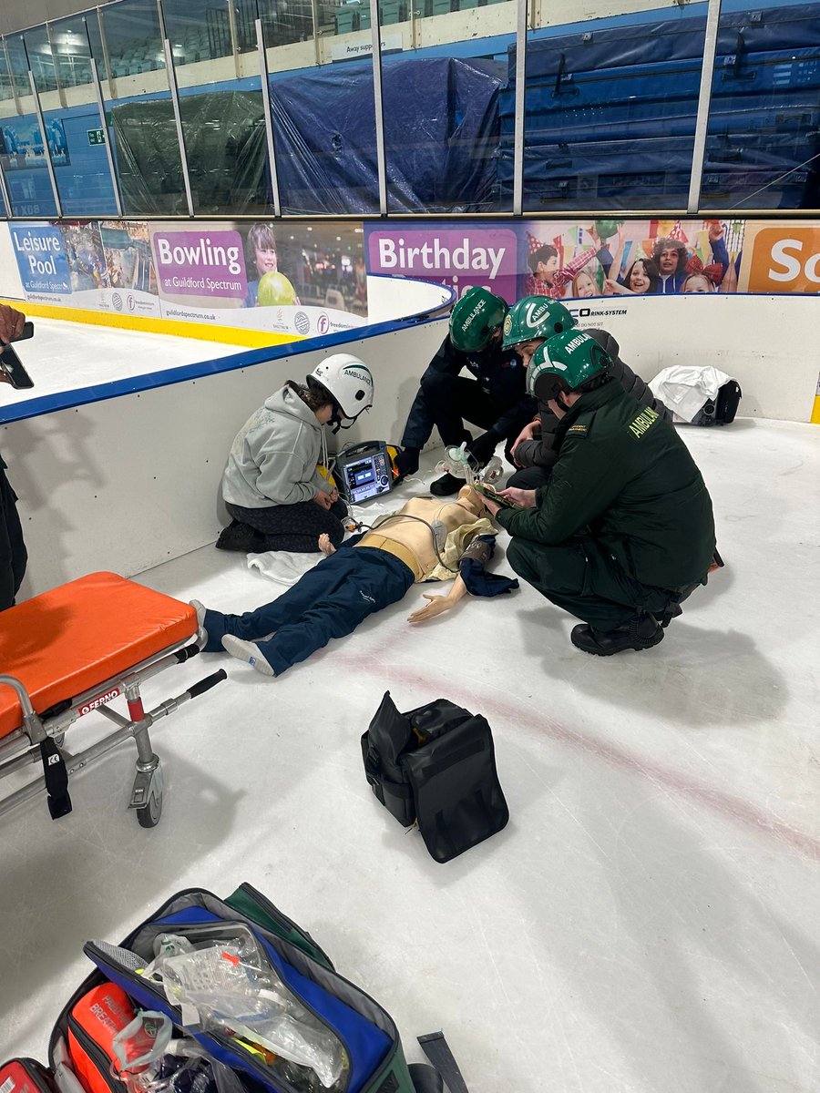 South East Coast Ambulance tweet media