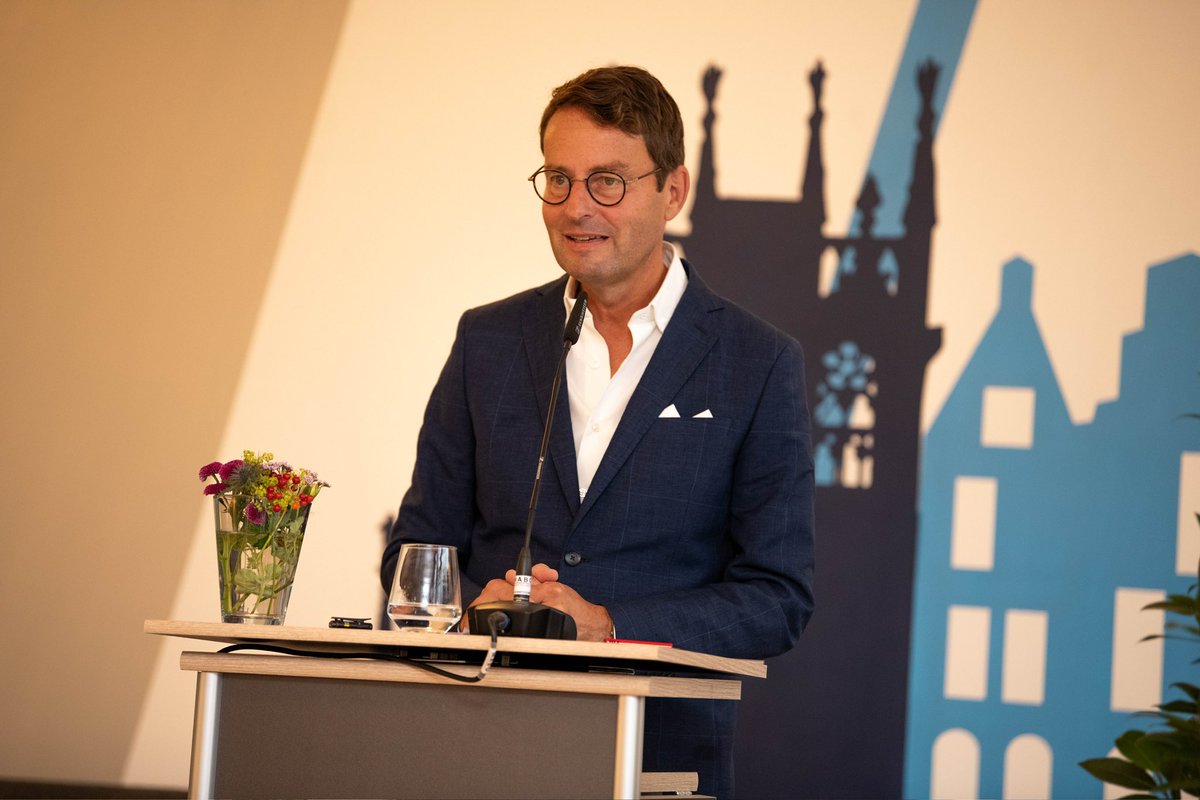 Commander 1 German-Netherlands Corps (@com_1gnc) on Twitter photo Thank you to the Regierungspräsident <a href="/BezRegMuenster/">Bezirksregierung Münster</a> for hosting a wonderful summer event! It was a pleasure to enjoy great conversations with interesting people and delicious food. What a truly enjoyable evening! #Gratitude #SummerEvent #Münster Thank you to the Regierungspräsident <a href="/BezRegMuenster/">Bezirksregierung Münster</a> for hosting a wonderful summer event! It was a pleasure to enjoy great conversations with interesting people and delicious food. What a truly enjoyable evening! #Gratitude #SummerEvent #Münster