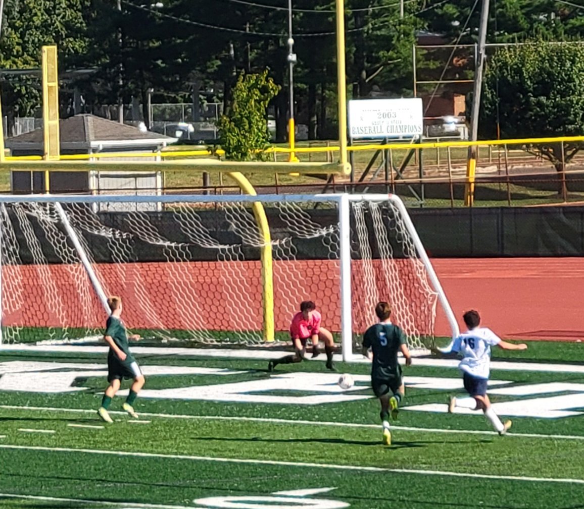 KayRed04's tweet image. Great win for their first game 6-1 ⚽️⚽️