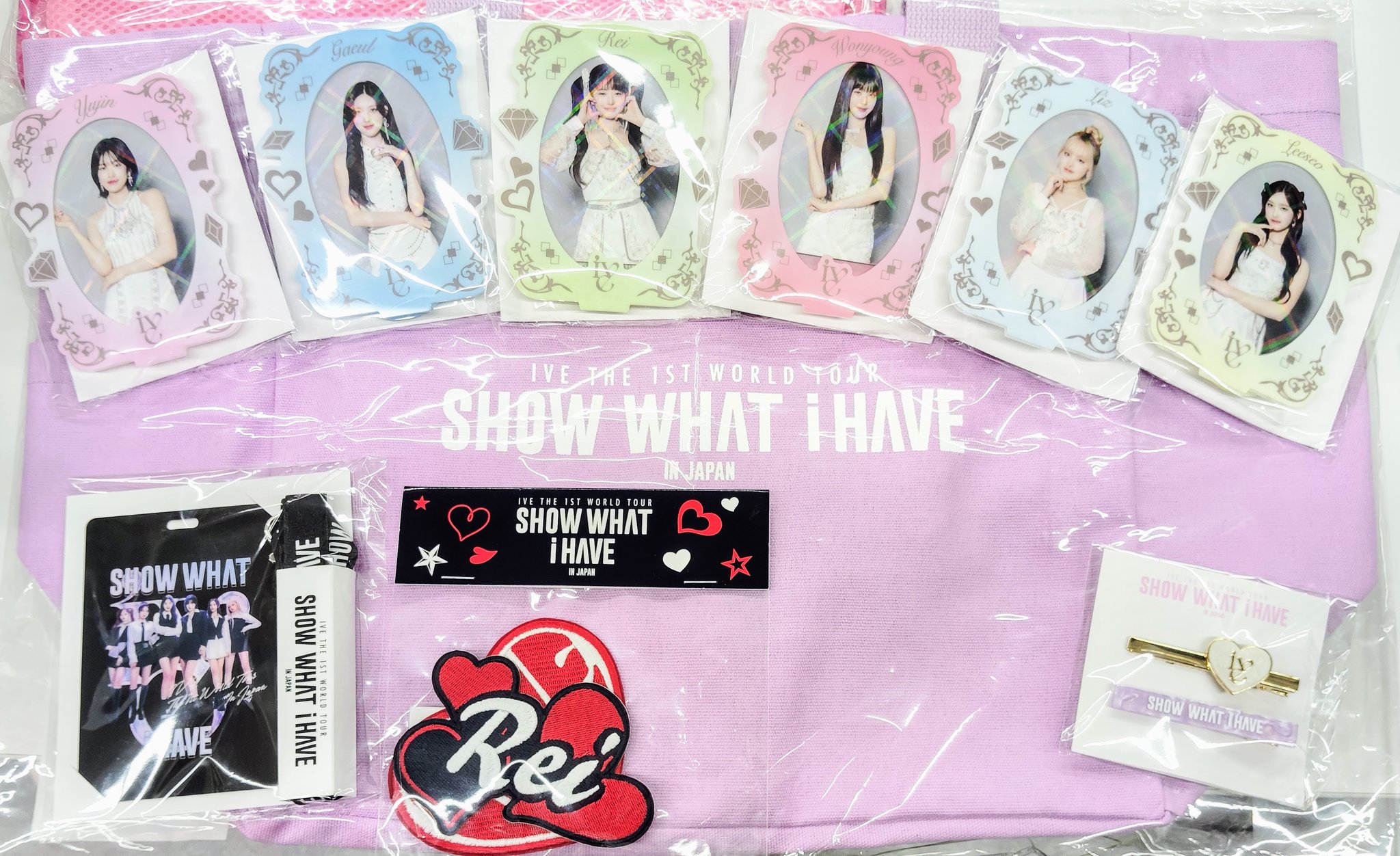 IVE KーPOP まとめ売り 注目度No.1 K-POPガールズグループ・IVEがViVi3月号通常版の表紙