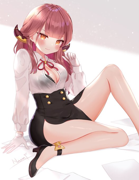 #見た人も無言で太ももを貼る 