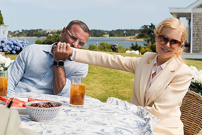 Nicole Kidman'ın başrolünde olduğu 6 bölüm suç draması "The Perfect Couple" Netflix'te yayınlandı.