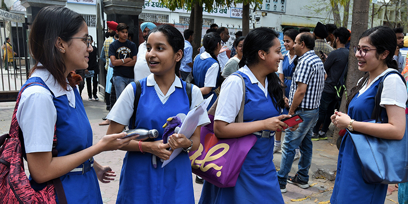 educationtimes's tweet image. CBSE releases sample papers, marking scheme for 2025 board exams.

Read full Article on - educationtimes.com/article/newsro…

#CBSE #CBSEResults #CBSEClass10 #CBSEclass12 #CBSEsamplepapers #CBSEmarkingscheme