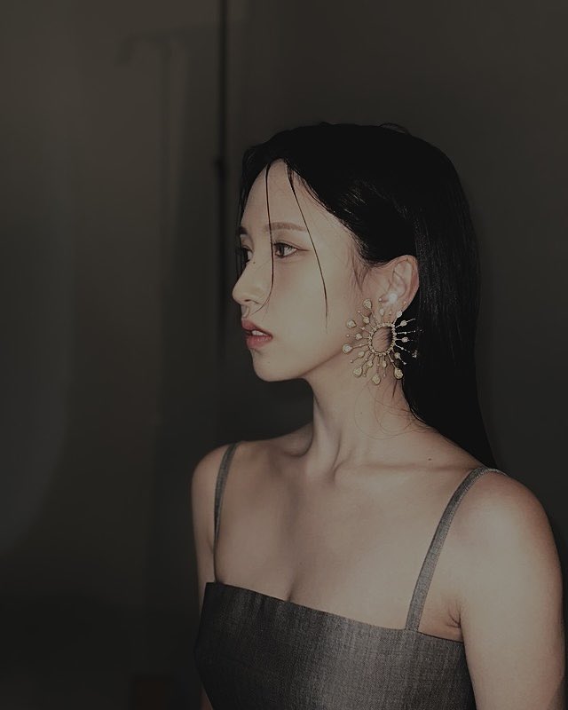 elyse. MOVED tweet media