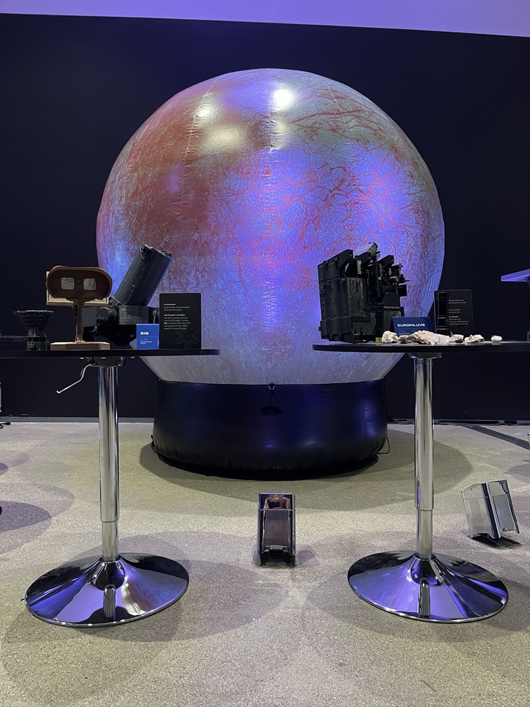 NASA's Launch Services Program (@nasa_lsp) on Twitter photo On the road again! 🎵
We are on the Europa Clipper Roadshow in San Francisco through Sept. 9th at the California Academy of Sciences. Come learn all about the upcoming <a href="/EuropaClipper/">NASA Europa Clipper</a> mission!
🚀 The launch window opens Oct. 10!
science.nasa.gov/mission/europa… On the road again! 🎵
We are on the Europa Clipper Roadshow in San Francisco through Sept. 9th at the California Academy of Sciences. Come learn all about the upcoming <a href="/EuropaClipper/">NASA Europa Clipper</a> mission!
🚀 The launch window opens Oct. 10!
science.nasa.gov/mission/europa…
