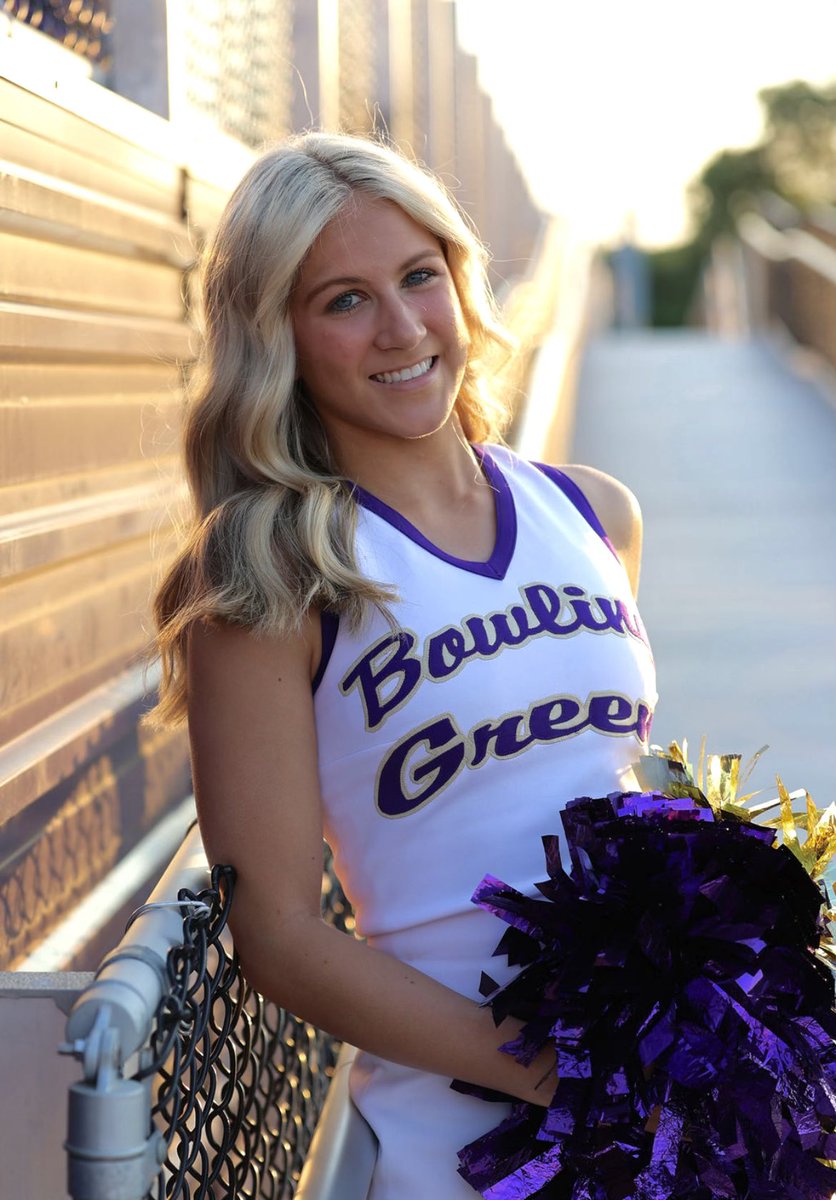 BGHS_Cheer's tweet image. Happy Birthday to Kendall 🎈