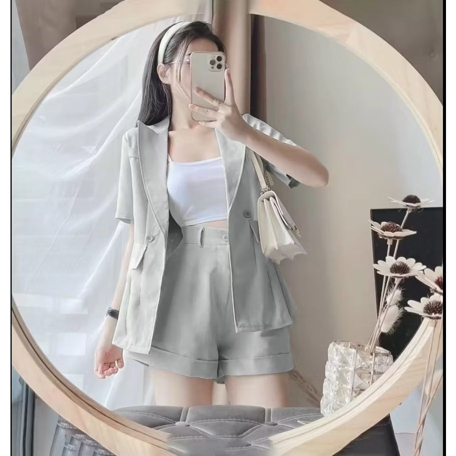 พร้อมส่ง ชุดเซต 3 ชิ้นผ้าบาร์บี้  เสื้อ+สายเดี่ยวผ้าวูลเวฟ+กางเกง (ชั้น 2 B3) K8187 ในราคา ฿199 - ฿299 ที่ Shopee 👇👇 s.shopee.co.th/7paFjxES55?sha…

#เสื้อผ้าแฟชั่นผู้หญิง #ชุดเข้าเซท