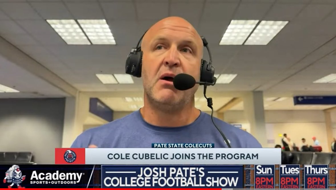 billypughcap's tweet photo. @colecubelic flawlessly delivering his thoughts on #Clemson vs #AppSt while people stroll around in the airport behind him is the mark of a true professional.
Thanks for having a guy with some podcast on @JoshPateCFB. Can he call in from an @Academy next week? https://t.co/nzNMGnHDZV