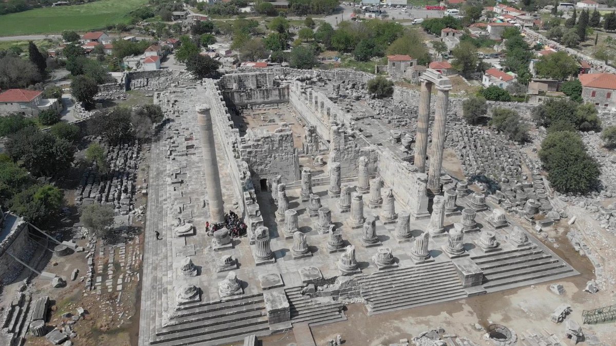 Santo Bartez tweet media