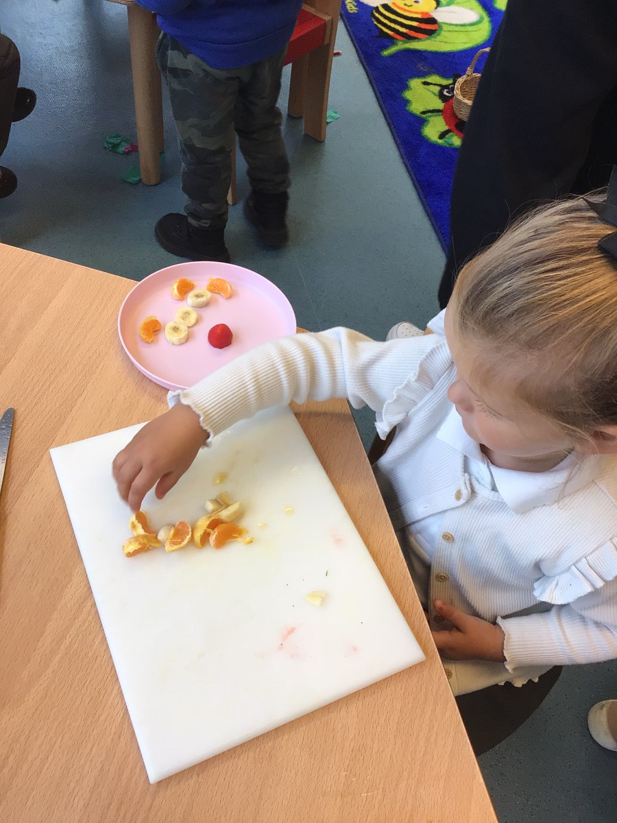 MowmacreHillPrimary (@mowmacrehill) on Twitter photo Today in F1 the children have been practicing their chopping skills and created their own fruity faces. They really enjoyed tasting their creations at snack time! ๐๐๐ <a href="/JoVenables1/">Jo Venables</a> Today in F1 the children have been practicing their chopping skills and created their own fruity faces. They really enjoyed tasting their creations at snack time! ๐๐๐ <a href="/JoVenables1/">Jo Venables</a>