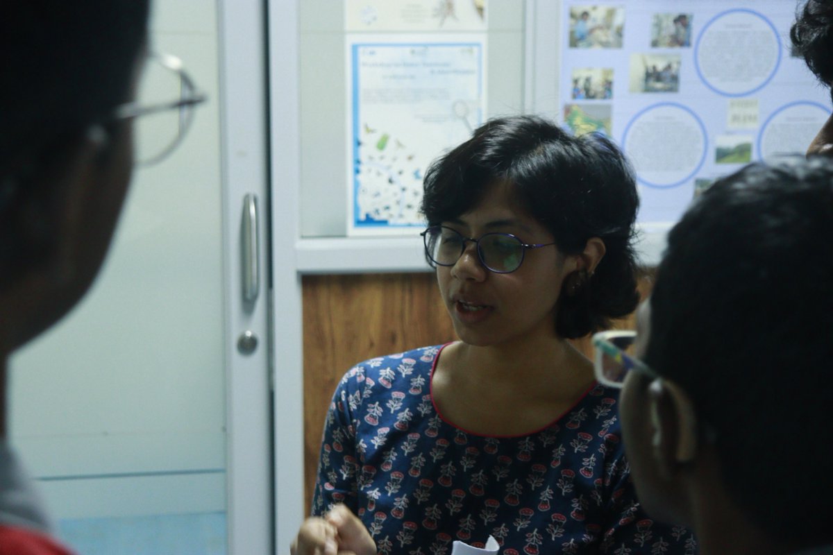 🦋 September is #BigButterflyMonth! 🦋

We kick off the celebrations with a visit from students of the Foundational School, Gunjur, to our Research Collections Facility. Experts Pritha &amp; Tarun from the facility guided them through the fascinating world of butterflies. (1/3)🧵👇