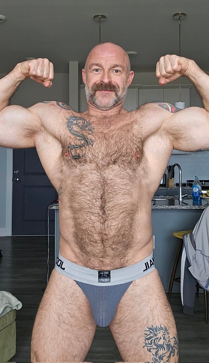 Flex Friday 💪🏼
Let's get this weekend started guys.