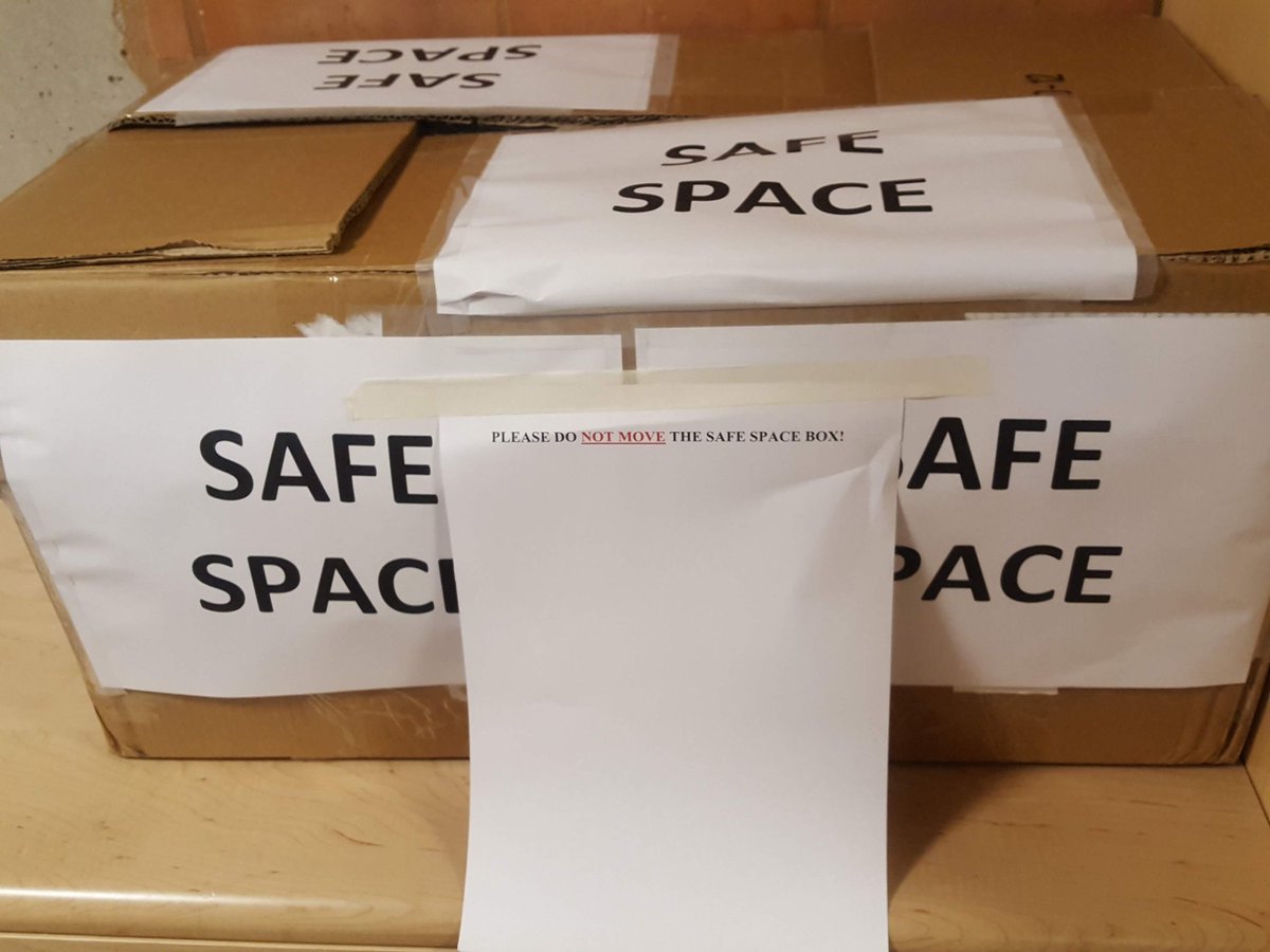 Camille (@returnofcam) on Twitter photo Does finding out a patient has refugee/asylum seeker seeker status sometimes feel like a Pandora's box? Join <a href="/RCGPNWLondon/">RCGPNorth&WestLondon</a> and Shazia Munir, health inclusion GP and BMJ author on how we can realistically do do this work. 26th September 19:30-20:30 bit.ly/3Z8r19C Does finding out a patient has refugee/asylum seeker seeker status sometimes feel like a Pandora's box? Join <a href="/RCGPNWLondon/">RCGPNorth&WestLondon</a> and Shazia Munir, health inclusion GP and BMJ author on how we can realistically do do this work. 26th September 19:30-20:30 bit.ly/3Z8r19C