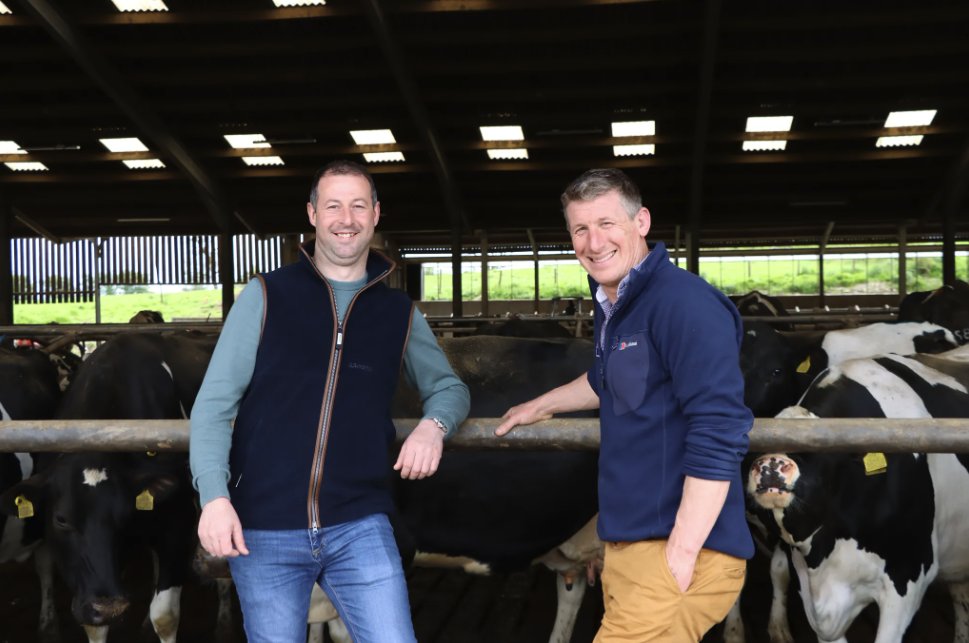 Tom Dodgson, who operates a farm in Yorkshire has been a valued Genus ABS customer for over 30 years!

A few years ago, Tom began integrating polled genetics into his herd. His goal? To achieve a fully polled herd without compromising on performance.

📖👉 eu1.hubs.ly/H0c3_Tj0