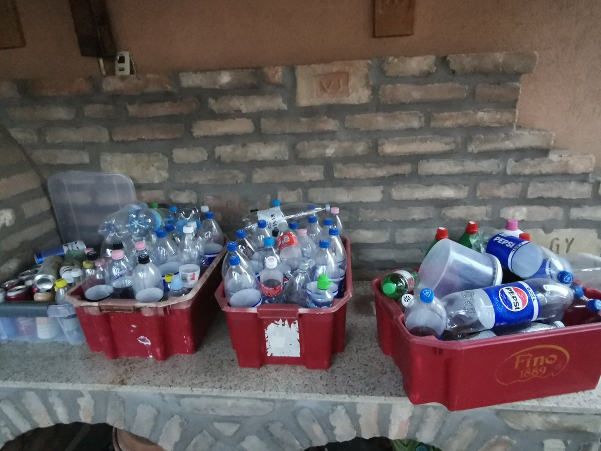 cryptoadamka's tweet photo. How to get rich in Hungary:

1. Collect bottles like me
2. Take them to REpont
3. Bank transfer the money to your bank account
4. Swap the HUF to EUR / USD
5. Swap the EUR / USD to SOL
6. Send sol to your Bullx account
7. Buy $SIGMA
8. Wait and enjoy

Thank me later... https://t.co/ugbZR2mDIV