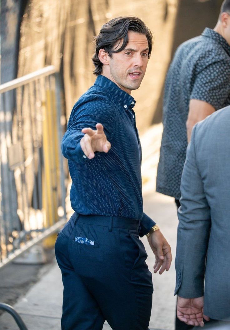 notgwendalupe's tweet photo. milo ventimiglia https://t.co/GXvXrDKF7L