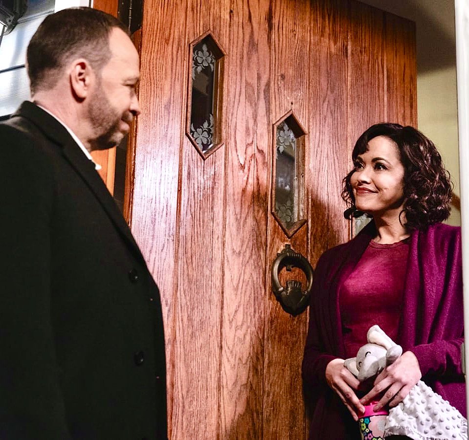 VirginiaInCal's tweet photo. Happy Blue Bloods Friday !
Tonight CBS will be re-airing “Wicked Games” from season 14.
Don’t Miss It !
The link to the petition is in my profile, please sign if you haven’t already.
#savebluebloods #bluebloods #hirethembackcbs @bluebloods_cbs @CBS @paramountco @Skydance https://t.co/z1E40Ym6Mc