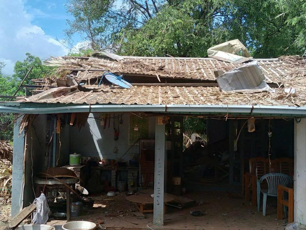 zawmoethant71's tweet photo. The 6 person, incl 6ers girl from #LetYetMa village in #Myine Twp were killed when military council launched aerial bomberdment to village at circa 13:00 pm today
https://t.co/Mc0jZjtzkw
#2024Sep6Coup
#HelpMyanmarIDPs
#SanctionAviationFuel
#WhatsHappeninglnMyanmar https://t.co/fJNwOFuYok