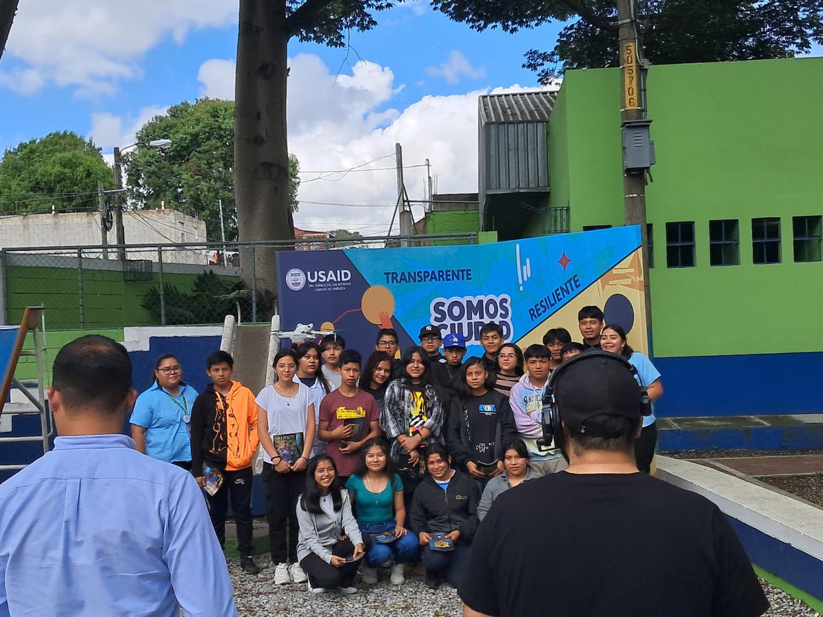 Una nueva aventura en la que me embarco con muchas expectativas de desarrollar modelos que prueben su eficiencia en prevencion de la violencia y atencion a grupos vulnerables, ademas apoyar a las municipalidades en tener procesos mas eficientes y transparentar su ejercicio.