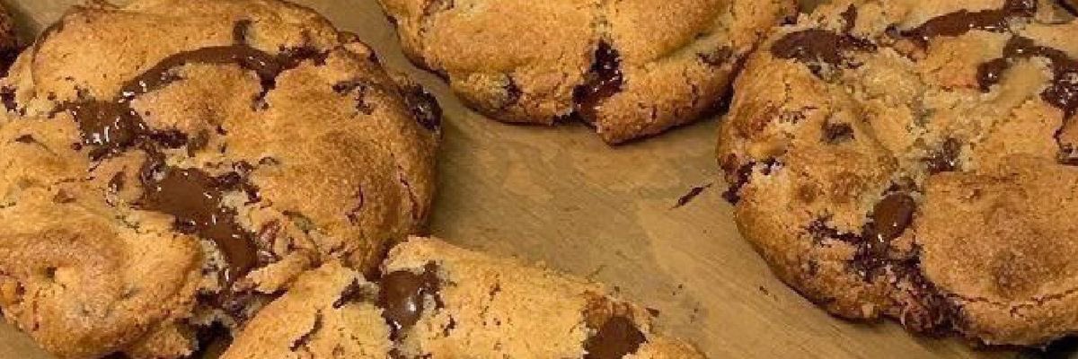 burn1ng_c0rps3's tweet photo. people eating so you don’t have to 
       - cookies

🧵 for edtwt | don’t like don’t interact 
♡ / ↻ are greatly appreciated https://t.co/ltQeFfXxJ4