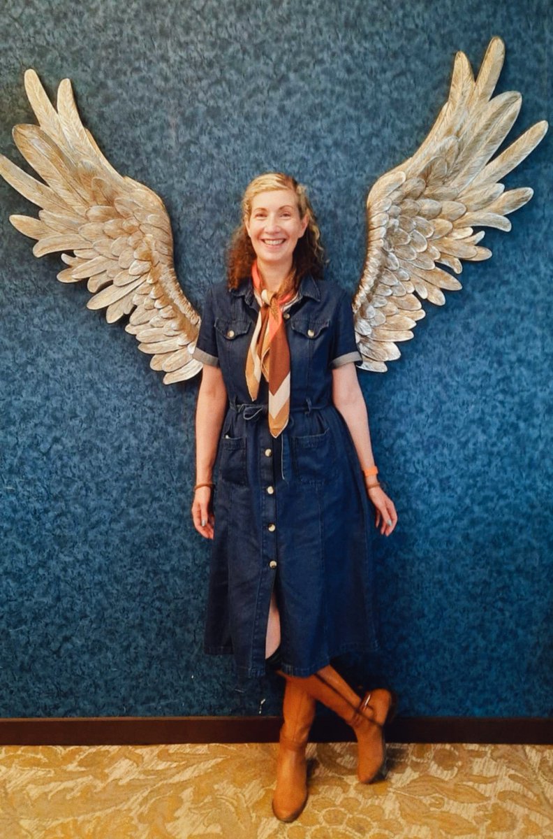 fashionnatascha's tweet photo. 🪽💙 #FashionFriday #WingsOfADove edition 💙🪽
#FlashbackFriday keeping the 🇲🇳⛰️🐂#Mongolia #RoadTrip vibe.
"Look up at the rooftops" Madness
In #secondhandfashion denim shirtdress @oxfamgb
vintage silkscarf
Cowboy Boots @dune_london 
Anti mosquito braided bangles 💙 Christine https://t.co/nQBCbiZs9i