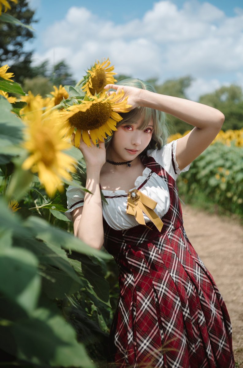 幽香様の新刊作りました！

9月14日の博麗神社例大祭in台湾に参加します🌻
東方のイベント久しぶりの参加で、とても楽しみです！ https://t.co/SmeMhQTxcP