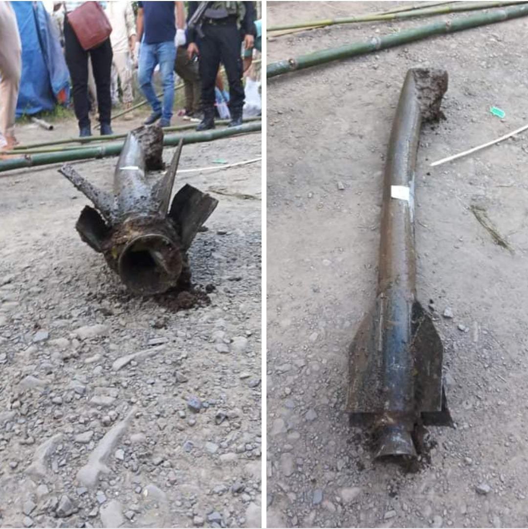 ManipurTimes's tweet photo. A powerful long-range bomb has exploded in Moirang fired by #KukiMIllitants 

A powerful long-range bomb exploded in Moirang, Manipur, resulting in the death of an elderly man and injuries to five others, including a 13-year-old girl.   

This incident occurred in the compound of former Manipur Chief Minister Mairembam Koireng's residence, which was targeted by what appears to be an improvised rocket. The attack took place on the afternoon of September 6, 2024, marking it as the second such incident in Bishnupur district on that day.  

#KukiWarCrimes #KukiAtrocities