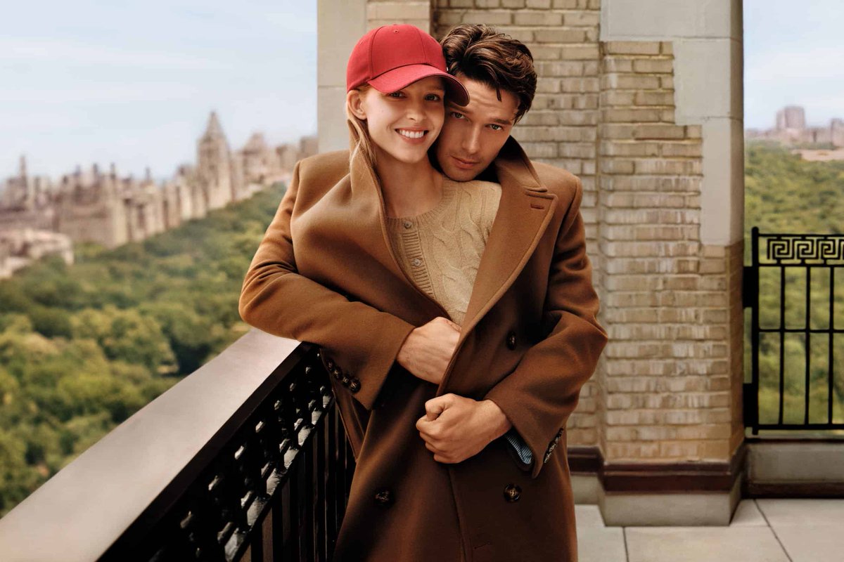 jollychirpy's tweet image. Patrick Schwarzenegger &amp;amp; Abby Champion’s Love Story Gets The Tommy Hilfiger Treatment! fashionweekdaily.com/patrick-schwar…