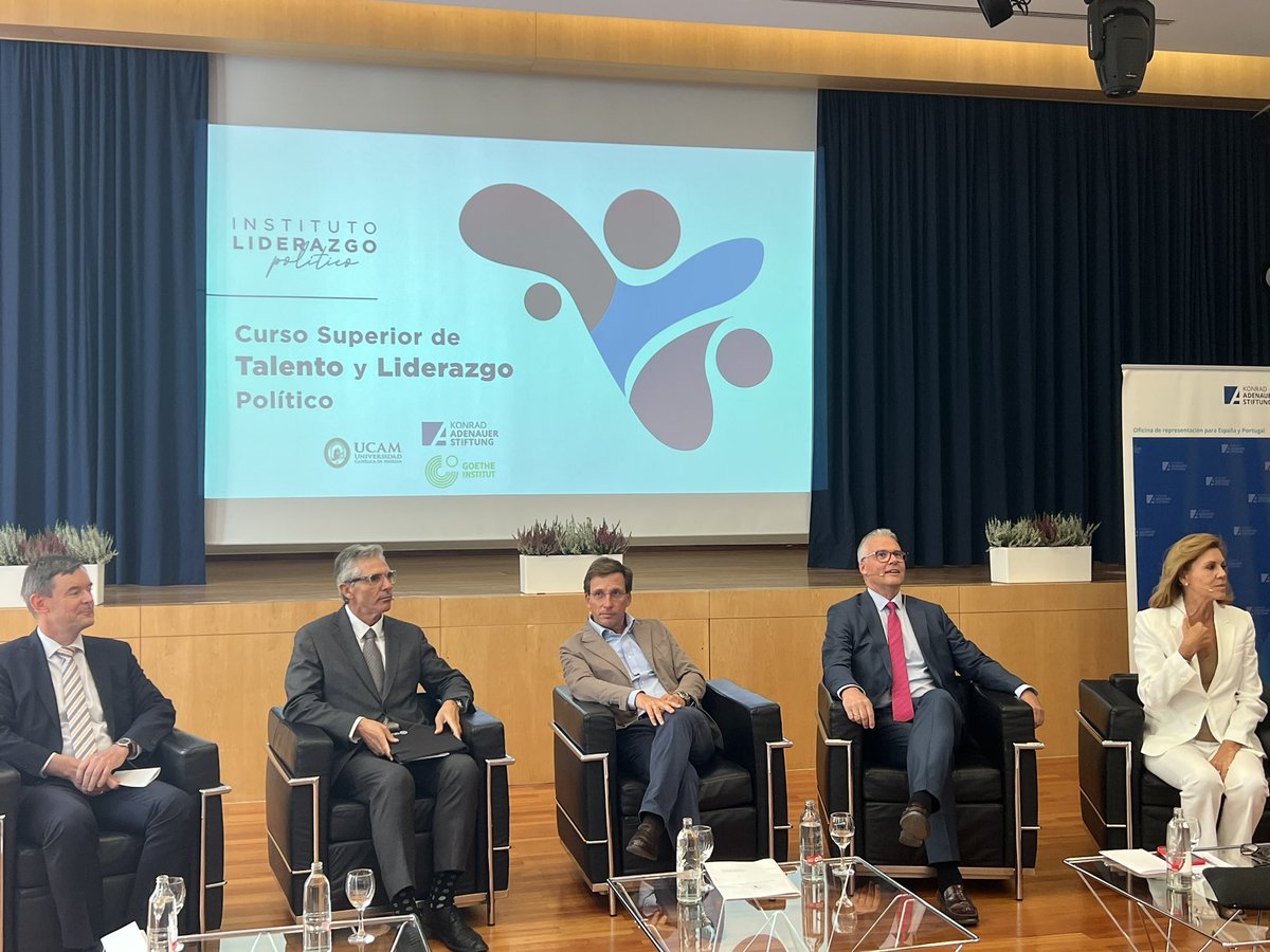 Arrancamos ! <a href="/IDLPlider/">Instituto De Liderazgo Político</a> 
Presentan:
<a href="/mdcospedal/">Mª Dolores Cospedal</a> 
<a href="/AlmeidaPP_/">José Luis Martínez-Almeida</a>  
#IngoStender #EmbajadaAlemania
#LudgerGruber <a href="/kas_madrid/">KAS España&Portugal</a> 
#PabloSalvadorBlesa <a href="/UCAM/">UCAM Universidad</a> 
👌🏻👌🏻👌🏻👌🏻

<a href="/GIMadrid/">Goethe-Institut MAD</a>