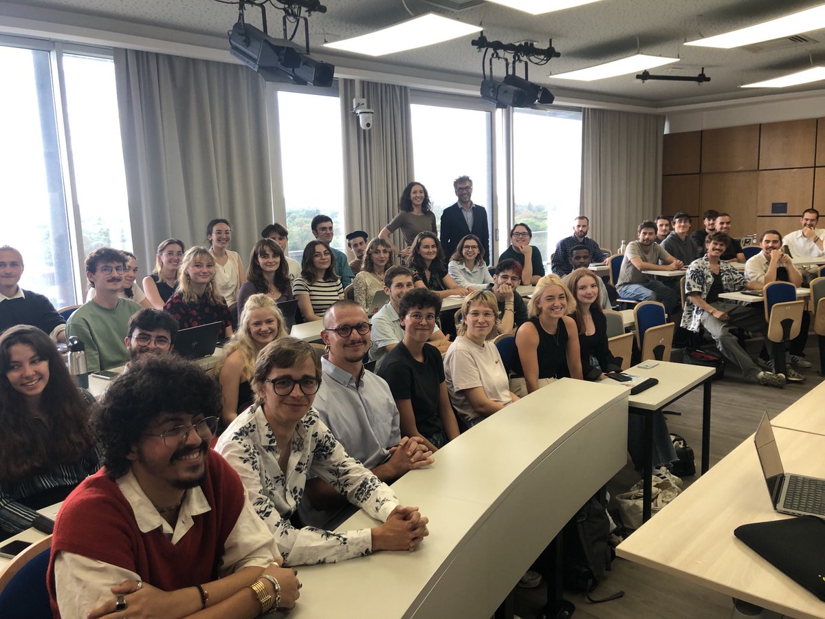 Hautcoeur (@hautcoeurpc) on Twitter photo E. Mouhoud, prĂ©sident de lâUniversitĂ© Paris-Dauphine, fait la confĂ©rence inaugurale du master IOES (Institutions et organisations Ă©conomiques et sociales), co habilitĂ© par lâEhess et PSL, accueilli par M. Benquet et Ă. Orainâ© âŠâŠ<a href="/EHESS_fr/">EHESS</a>â© âŠ<a href="/Paris_Dauphine/">UniversitĂ© Paris Dauphine - PSL</a>â© E. Mouhoud, prĂ©sident de lâUniversitĂ© Paris-Dauphine, fait la confĂ©rence inaugurale du master IOES (Institutions et organisations Ă©conomiques et sociales), co habilitĂ© par lâEhess et PSL, accueilli par M. Benquet et Ă. Orainâ© âŠâŠ<a href="/EHESS_fr/">EHESS</a>â© âŠ<a href="/Paris_Dauphine/">UniversitĂ© Paris Dauphine - PSL</a>â©